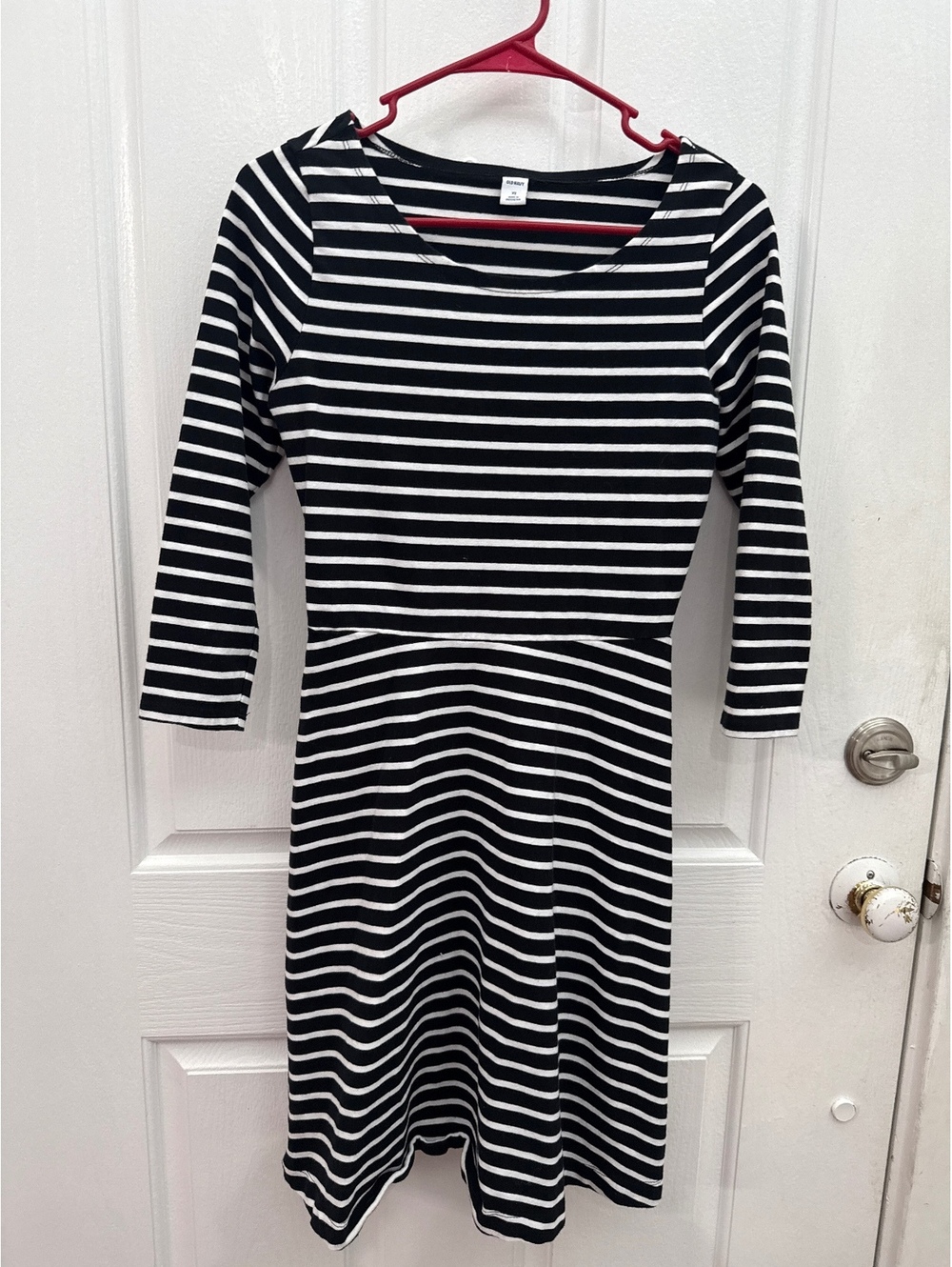 Old Navy Women's Black and White Striped 3/4 Sleeve Dress, Size XS